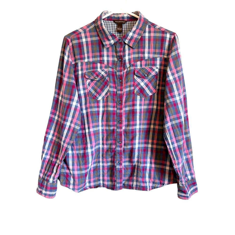 Bit & Bridle Pink Blue Plaid Button Up Shirt Snaps Pockets Womens Large Western